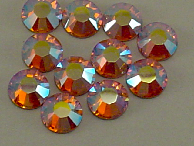 72 pcs. 20ss LIGHT PEACH AB HOTFIX European Rhinestones